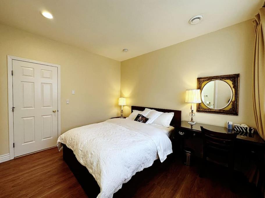 Super Cosy 8Bed & 6Bath In Vancouver Heart Near To Airport And Downtown Exterior photo