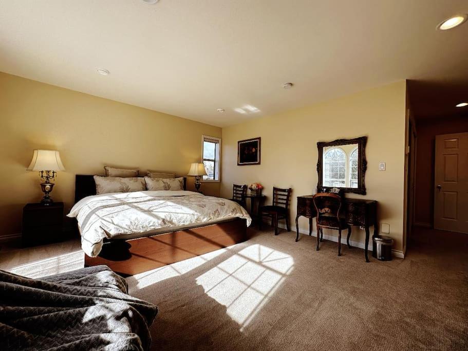 Super Cosy 8Bed & 6Bath In Vancouver Heart Near To Airport Exterior photo