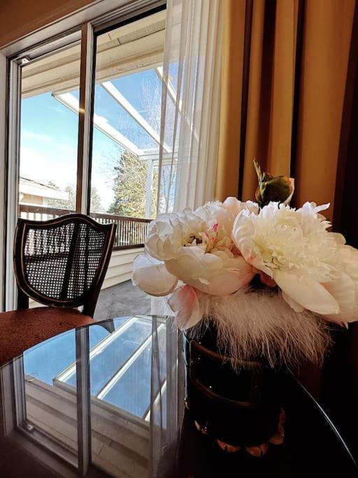 Super Cosy 8Bed & 6Bath In Vancouver Heart Near To Airport Exterior photo